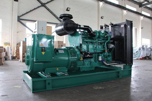 达坂城320kw康明斯柴油发电车出租组图片 达坂城320kw康明斯柴油发电车出租组图片